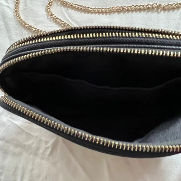 Coach Crossbody Pouch with Gold Chain  Black Leather Bag - Picture 9 of 12